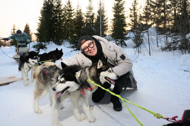 193 for Web Dux 5882 Molchanovsky Alexei